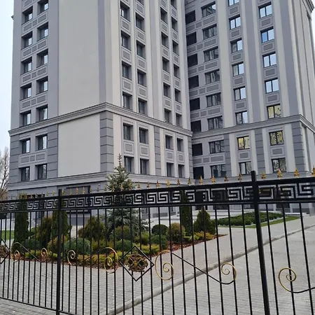 Prestige Apartments Berezinka-3